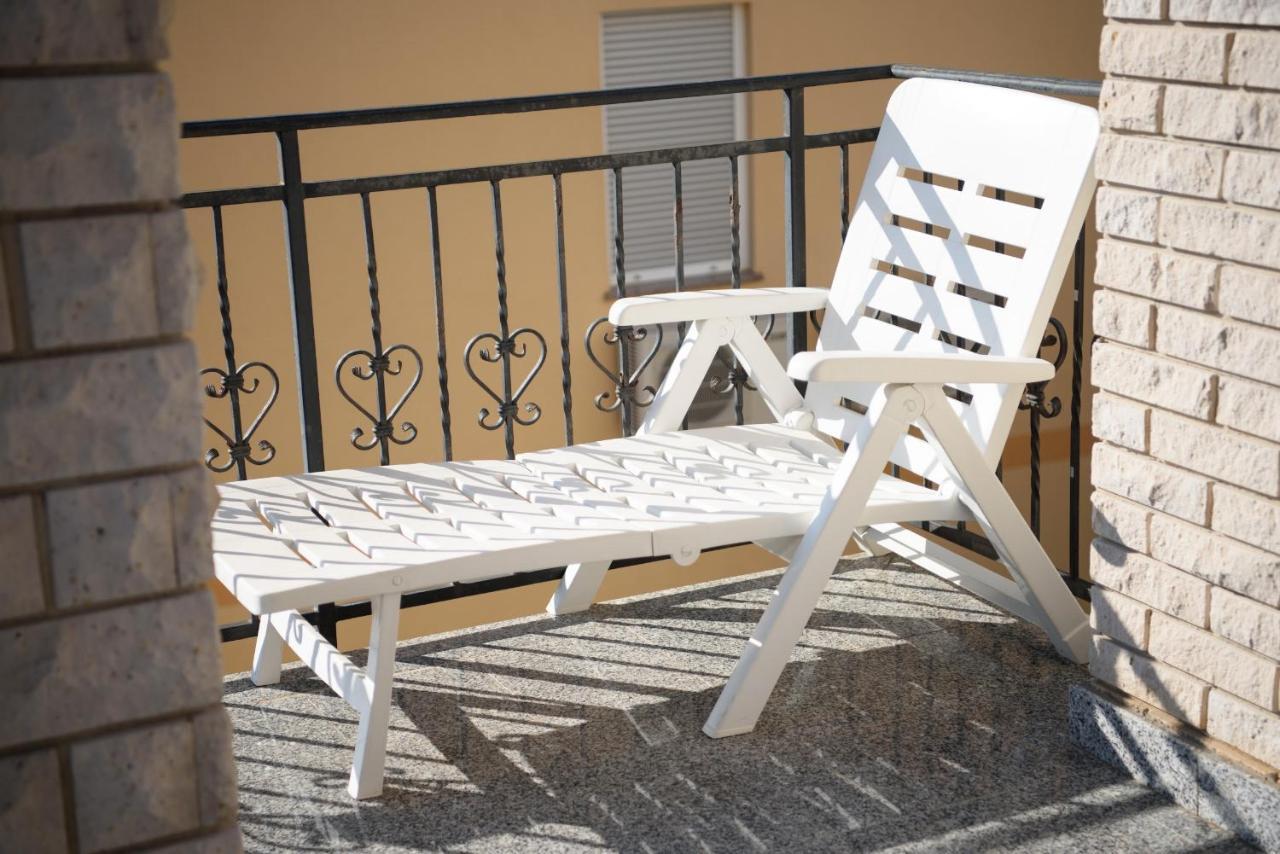 Villa Claudia Lemon Appartment Premantura Dış mekan fotoğraf